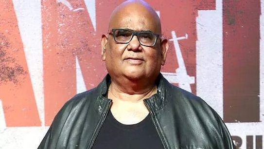 Satish kaushik accuses Airline