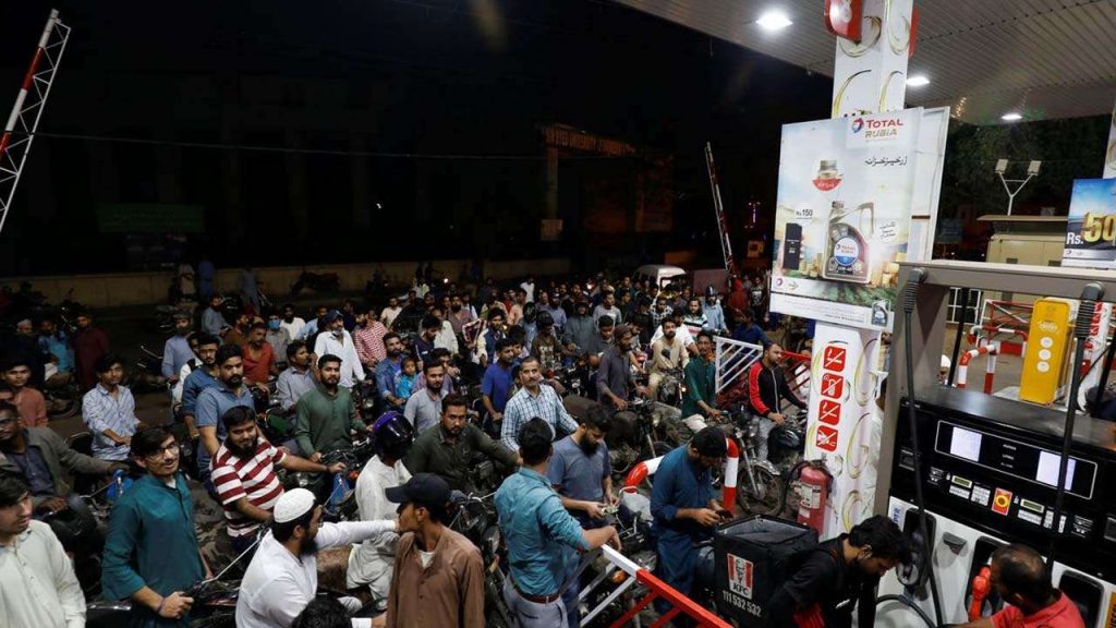 Pakistan petrol prices hike