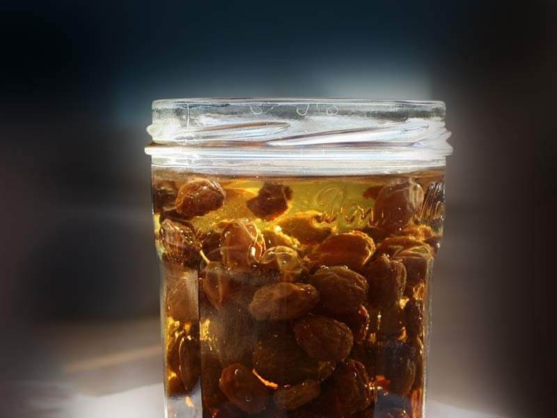 Raisins water health benefits