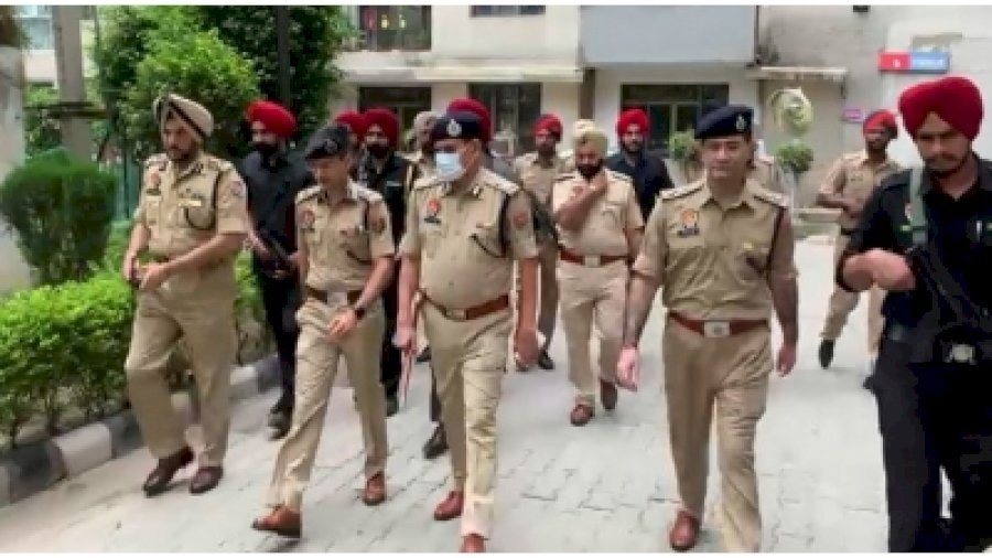 punjab police amritsar searching