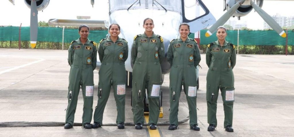 5 Navy women officers
