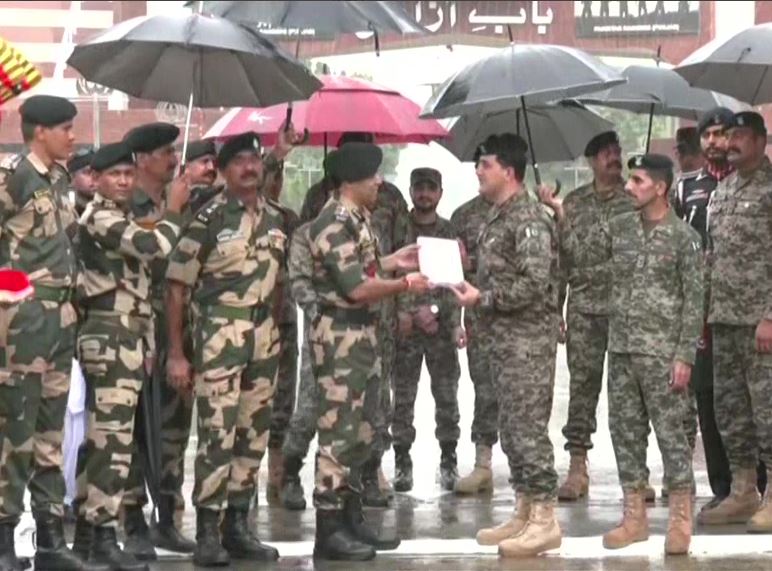 BSF and Pakistan Rangers exchange sweets 