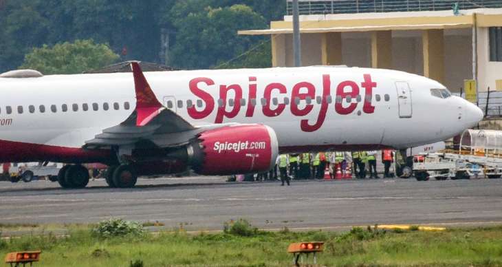 SpiceJet sends 80 pilots