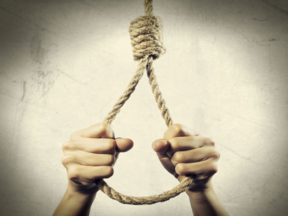 chandigarh person commits suicide
