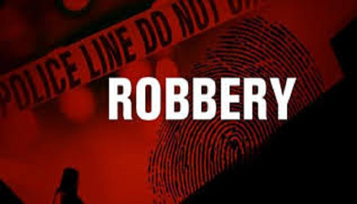 38 lakh robbery from 