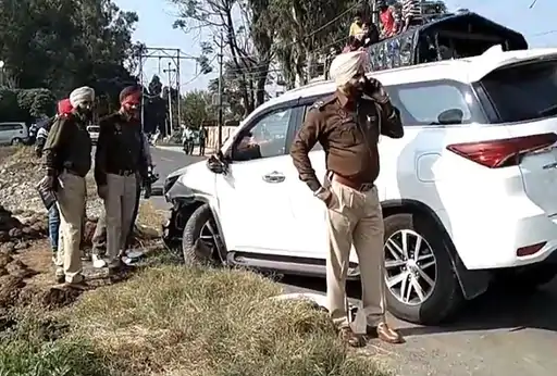 Mahendra Singh KP car 