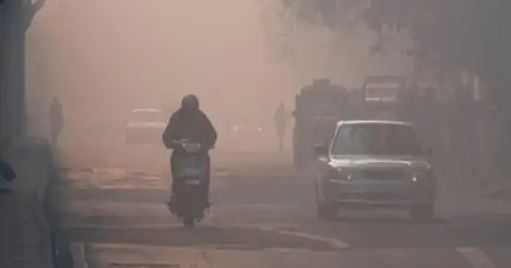 Suffocating air in Delhi