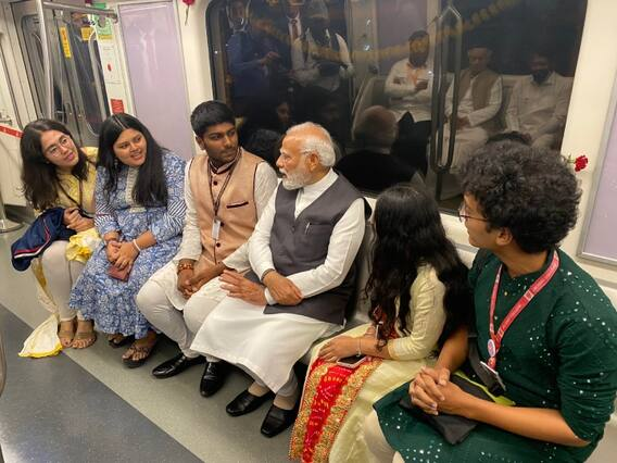 PM Modi travels in 