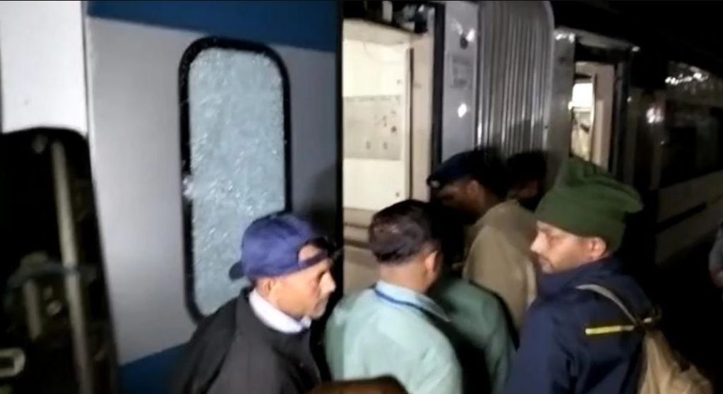 Stones pelted at Vande Bharat Express