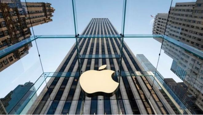 Apple fined 8 million euros