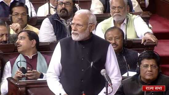 PM modi in Parliament 