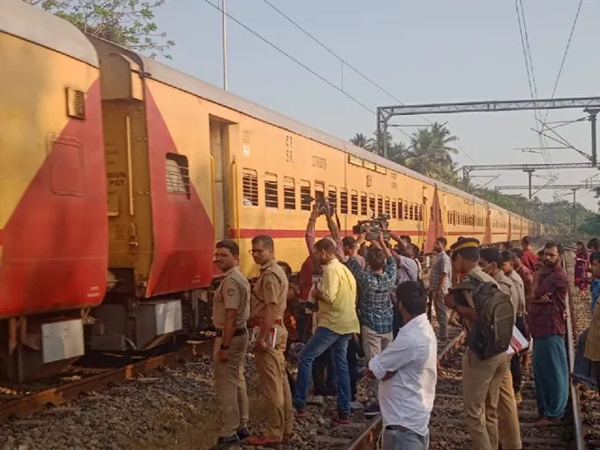 Kerala Sets Fire Train 