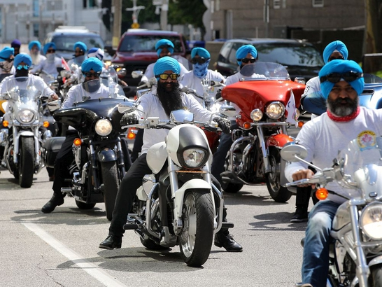 sikh motor cyclists allowed without 