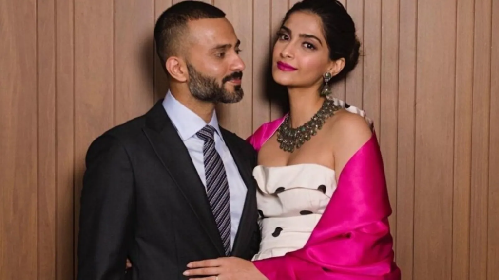Anand Ahuja Post for Sonam