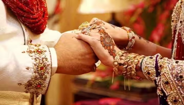 Record decline in marriages 