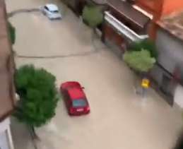 Rain-flood disaster cars 