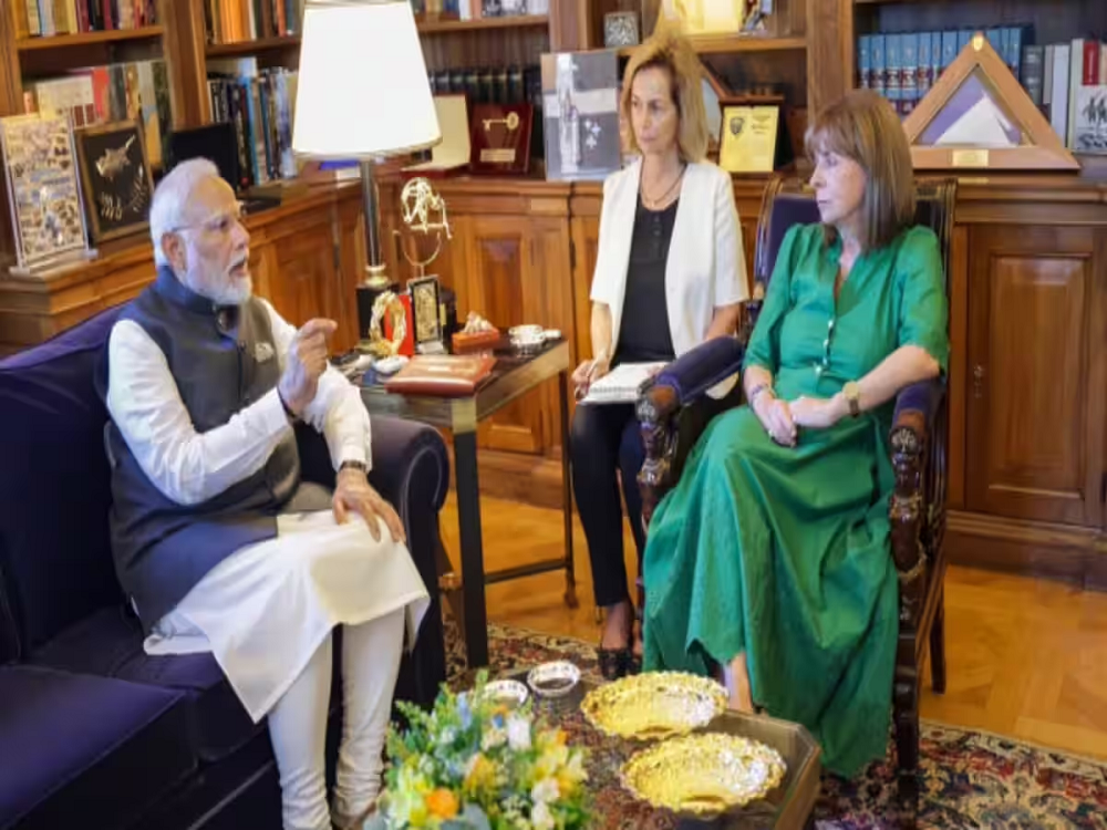 PM Modi honored in Greece 